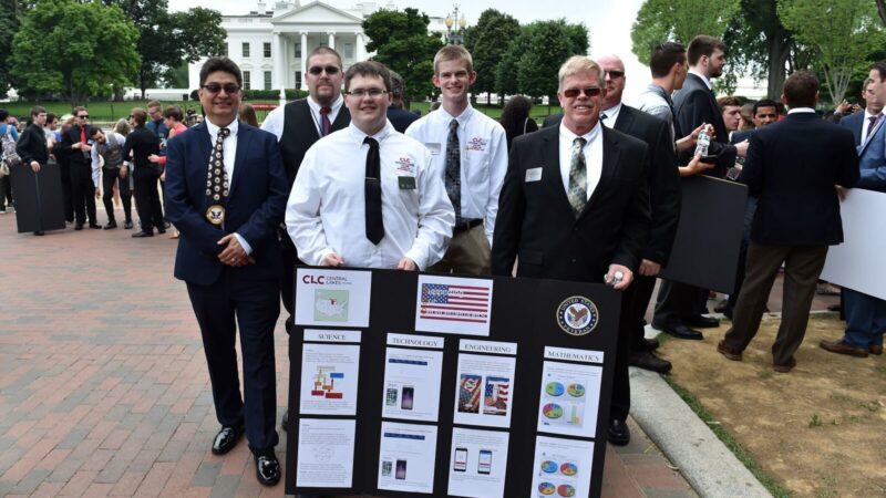 CLC Students Present SOS app for Veterans at White House